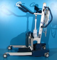 Macara pentru transportul pacientilor Invacare