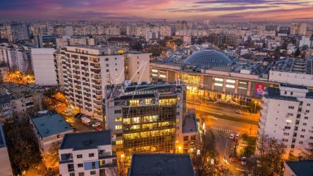 Mall Vitan, cladire de birouri clasa A