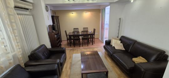 MAMAIA CENTRAL Hotel Vega Zona Butoaie Apartament 3 camere 102 mp Loc 