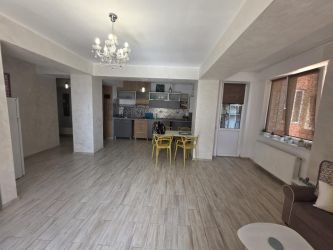 Mamaia/Summerland - Apartament 2 camere 70 mp.