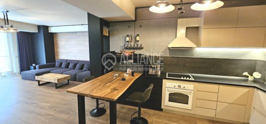 MAMAIA zona Complex Iaki - Apartament de lux pe malul lacului!