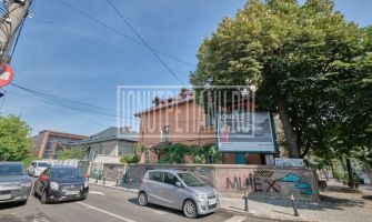 Mansarda Barbu Vacarescu perfecta pentru birou