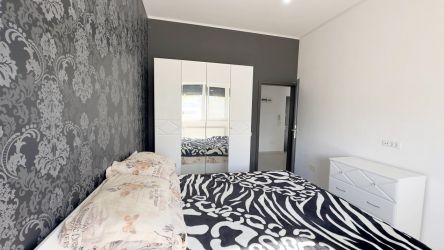 Mic, modern și primitor – locul perfect pentru un nou început!