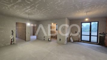 Patru apartamente pentru investitie etaj intermediar 289 mp in Cluj
