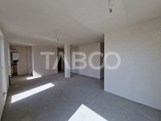 Penthouse 3 camere 2 bai 81 mp utili terasa 107 mp Turnisor
