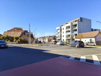 Penthouse 3 camere de inchiriat - 87 mp utili - disponibil imediat