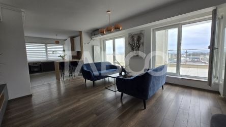 Penthouse 3 camere si terasa de 46mp utili de vanzare zona Tractorul