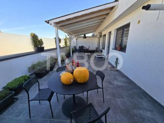 Penthouse 4 camere mobilat 2 bai 2 parcari terasa 72 mp Turnisor Sibiu