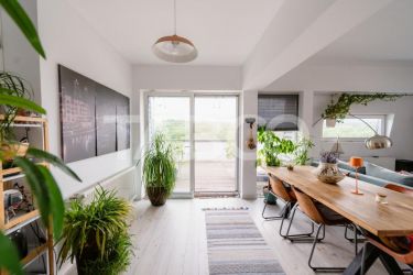 Penthouse 90 mp utili 3 camere 118 mp terasa 2 locuri parcare Cisnadie
