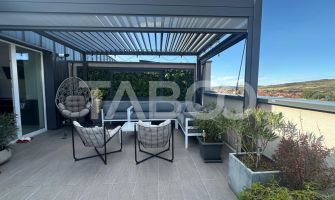 Penthouse de lux 3 camere loc parcare inclus 2 bai zona Lupeni Sibiu