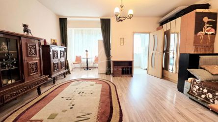 Personalizabila, spatioasa, intima. Garsoniera cu liniste inclusa