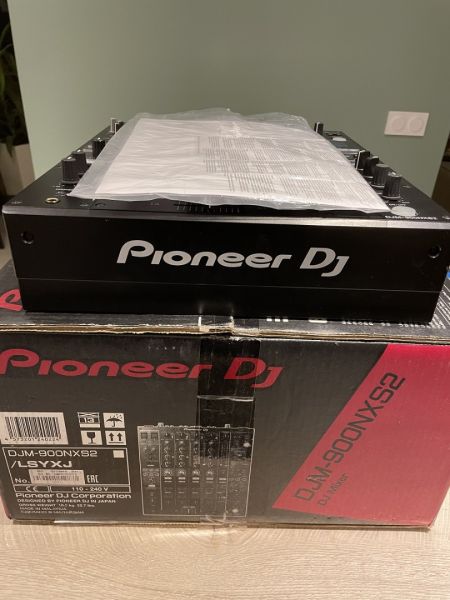 Pioneer CDJ-3000, CDJ 2000NXS2, Pioneer DJM 900NXS2, Pioneer DJM V10-5