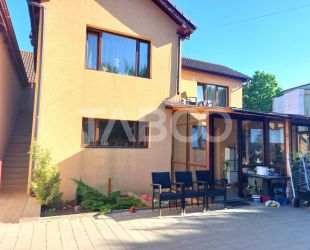 Pret avantajos-Casa si studio de vanzare 146 mpu 5 camere Cisnadie