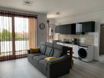 Propietar - Apartament 3 camere + parcare - Bloc nou - Soarelui