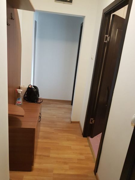 Proprietar Vand Apartament 3 camere zona Dacia-2