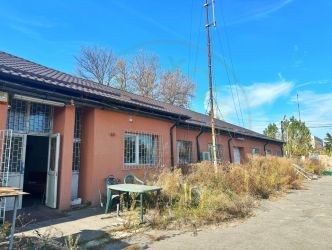 Proprietate industriala(teren + constructii)zona Pitesti/Arpechim 