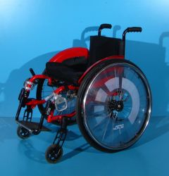 Scaun cu rotile activ din aluminiu 