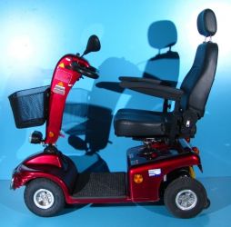 Scuter cu 4 roti pentru batrani - Shoprider