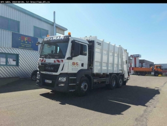 Sofer C, Camion pentru transportul deșeurilor în Italia. 2000euro brut
