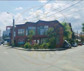 SPATII DE INCHIRIAT renovate - parter si etajul 1 - stradal 