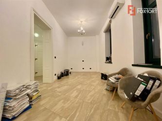 Spatiu Birou 2 camere de inchiriat in Piata Unirii - ID C144