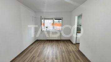 Spatiu birou de inchiriat 30mpu UTILAT Sub Arini Sibiu
