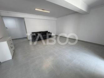 Spatiu birou de inchiriat open space balcon 54 mpu Doamna Stanca Sibiu