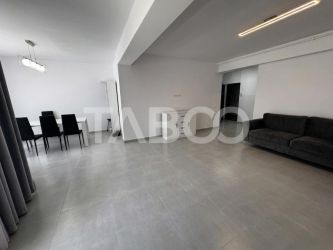 Spatiu birou de inchiriat open space si balcon 54 mpu Doamna Stanca