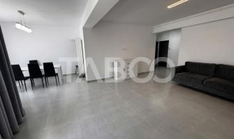 Spatiu birou de inchiriat open space si balcon 54 mpu Doamna Stanca
