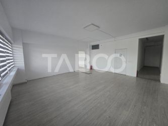 Spatiu birouri 110mpu renovat etaj intermediar lift zona Broscarie