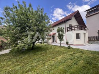 Spatiu birouri cu 6 camere 147 mpu curte libera 260 mp Calea Dumbravii