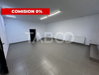 Spatiu comercial 4 camere 84 mpu doua intrari la strada Orasul de Jos