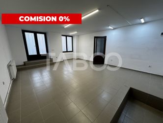 Spatiu comercial 4 camere 84 mpu doua intrari la strada Orasul de Jos