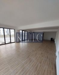 Spatiu comercial 70mp 2 deschideri vitrate in zona Arhitectilor Sibiu