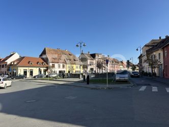 Spatiu comercial 89 mp utili renovat complet Strada Faurului nr 21