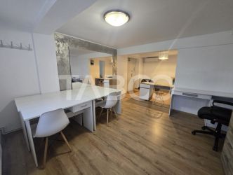 Spatiu comercial de inchiriat 2 camere 60mp zona Central Sibiu