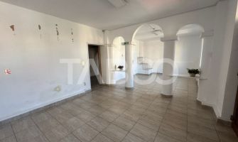 Spatiu comercial de inchiriat 3 camere 80 mpu Calea Dumbravii Sibiu