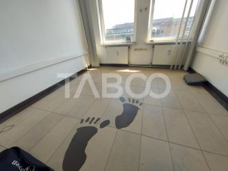 Spatiu comercial de inchiriat 3 incaperi 70 mpu zona Terezian Sibiu