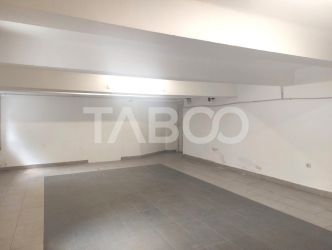 Spatiu comercial de inchiriat 52 mp zona centrala Cisnadie