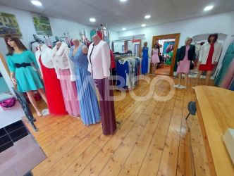 Spatiu comercial de inchiriat 56 mpu vitrina Centrul Istoric Sibiu