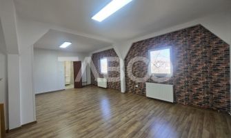 Spatiu comercial de inchiriat 65mpu pentru afterschool Selimbar Sibiu