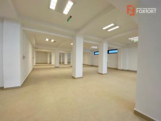 Spatiu Comercial de inchiriat Piata 700 - ID C360