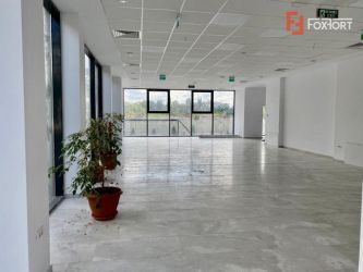 Spatiu comercial de inchiriat Piata 700 - ID C361