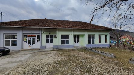 Spatiu comercial de inchiriat – Vizibilitate si locatie strategica!