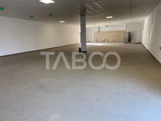 Spatiu comercial de tip hala 490 mpu de inchiriat in zona Siretului
