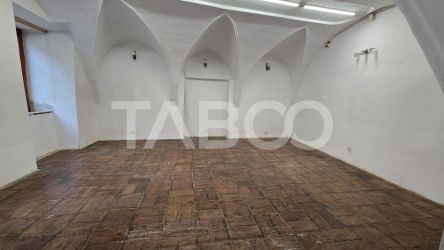 Spatiu comercial de vanzare in apropiere de Podul Minciunilor