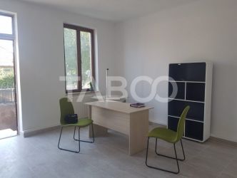 Spatiu comercial la casa 3 camere si curte zona Calea Dumbravii Sibiu