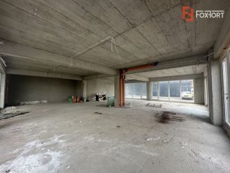 Spatiu comercial la gri, 133 mp, de vanzare, in zona Aradului