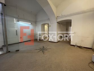 Spatiu comercial, Parter + Demisol, 200 mp, in Piata Libertatii 