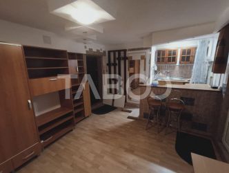 Spatiu comercial sau birou 21mp utili 2 intrari zona Cetate Alba Iulia